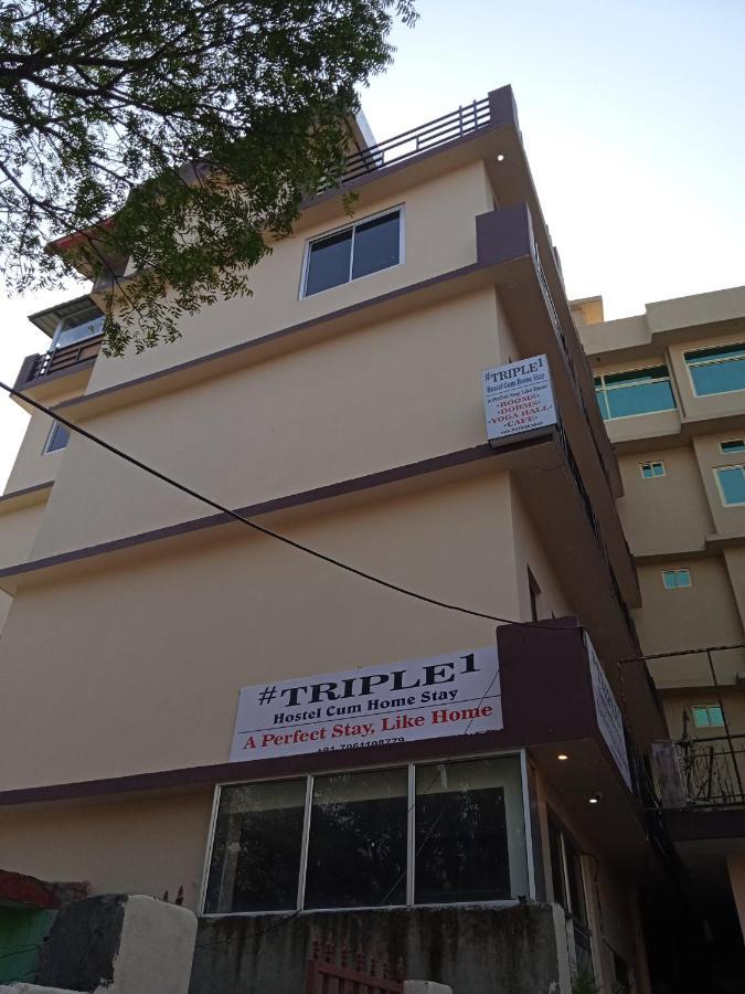 Triple1 Hostel & Homestay Rishikesh Exterior photo